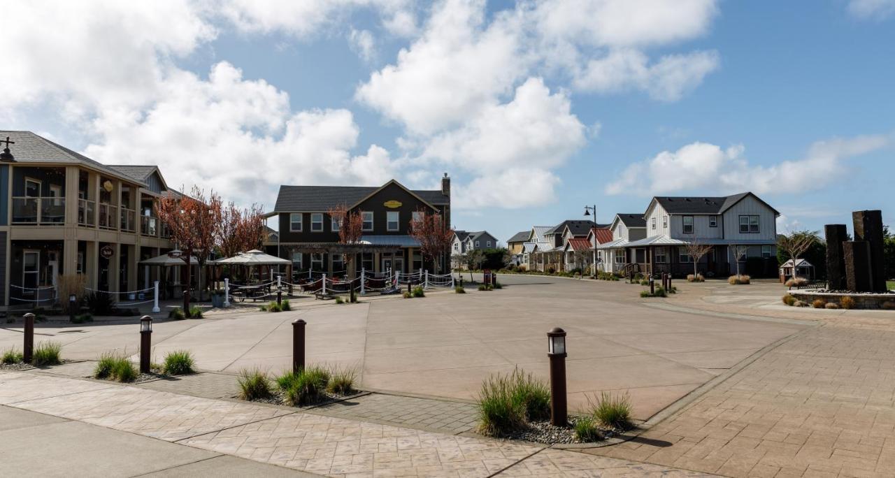 Once Upon A Tide - Oyhut Bay Seaside Village Ocean Shores Exterior photo